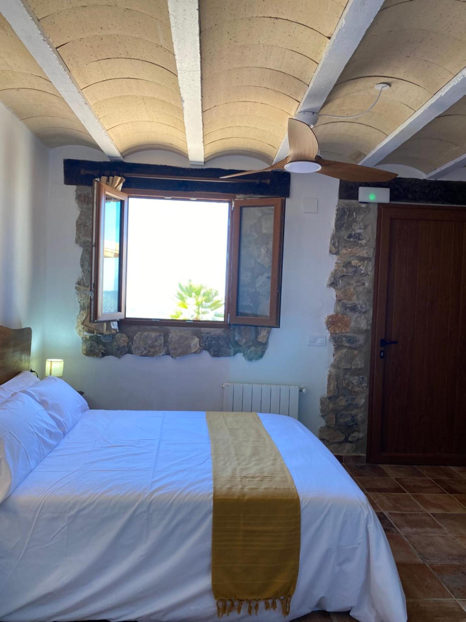 La Cueva De Miravet - Villa De Lujo En La Cima De La Montana Con Vistas Al Mar Cabanes  Exteriör bild